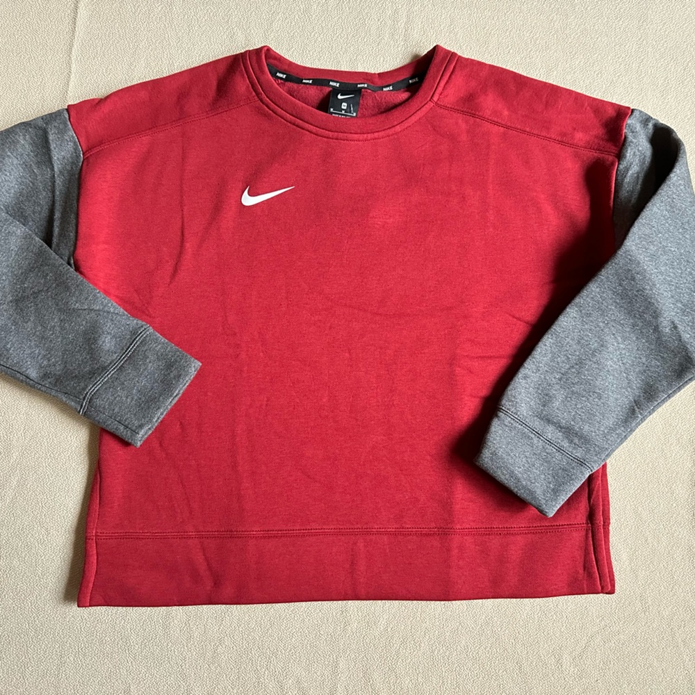Nike Women Pullover Sweater - Picture 3 of 8